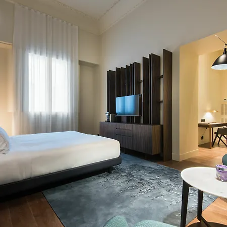Szálloda Mercer 5 Gl 5*